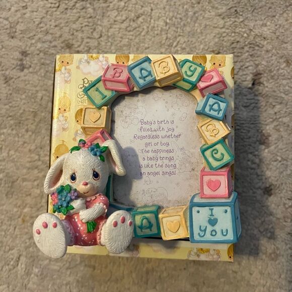 PRECIOUS MOMENTS BUNNY PHOTO FRAME - Picture 4 of 4